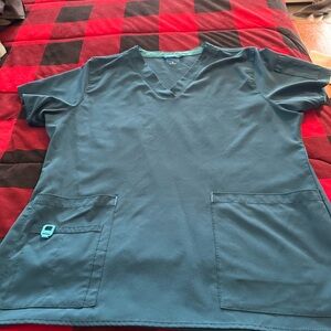 Women's Carhartt Scrub top
